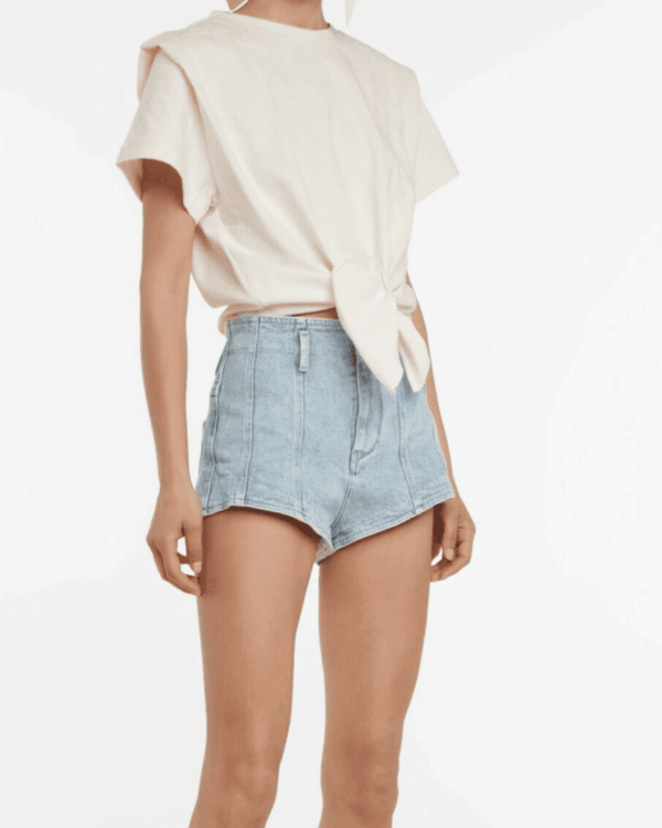 Vista frontal del pantalón corto Everson de Isabel Marant.