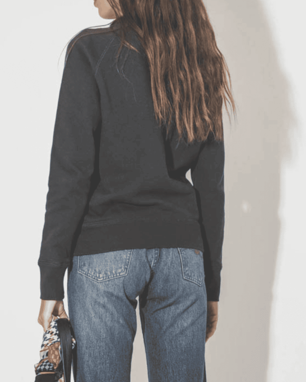 Sudadera Milla Isabel Marant Étoile negra con logotipo en el pecho.